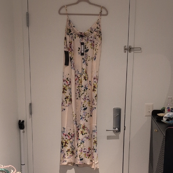 Floral Blush Maxi Dress - Picture 1 of 4